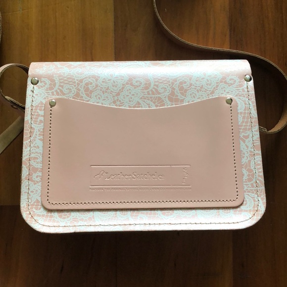 🇬🇧The Leather Satchel Co. Pixie Bag in Pink Lace - Picture 4 of 8